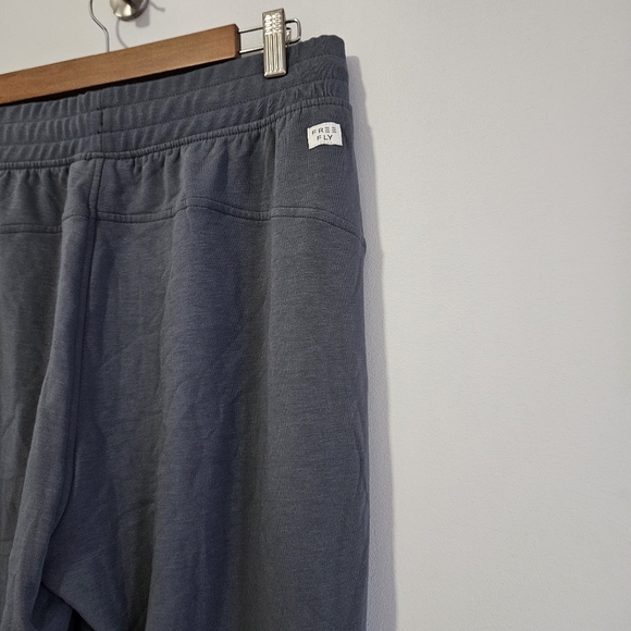 Free Fly Bamboo Lightweight Fleece Jogger Storm Cloud Medium - Picture 5 of 10